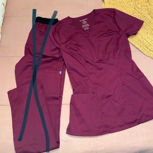 Jaannu classic scrub TOP